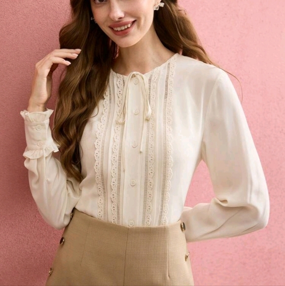 CONTRAST LACE ELEGANT BLOUSE - Picture 1 of 4